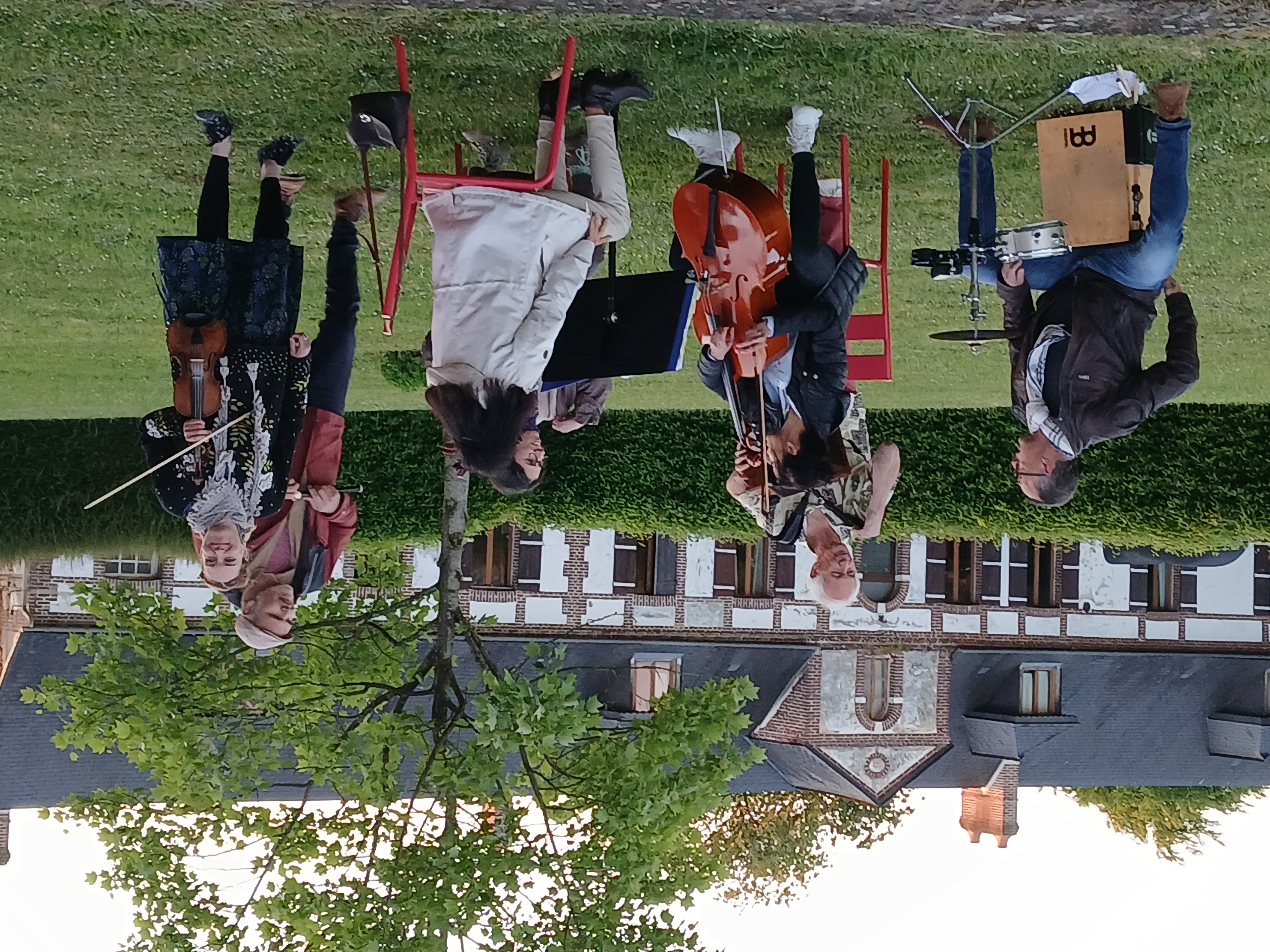 Pierres en Lumières 2026 à la chapelle seigneuriale et la grange à SAUMONT LA POTERIE - photo 2