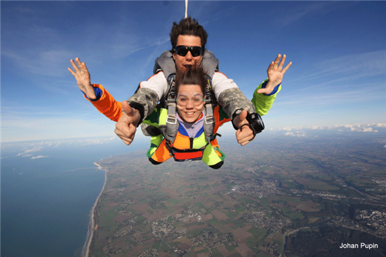 Abeille Parachutisme