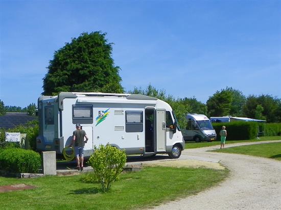 Sunêlia l'Aiguille Creuse Campsite - Parking and Service Area