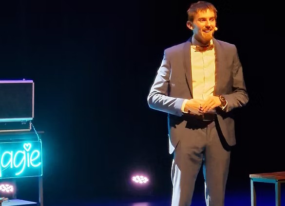 Magic Show - 26 avril - ©Lucasartiste-2026 Magic Show - 26 avril