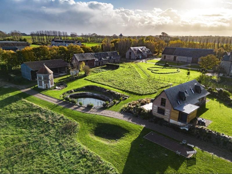 Gîtes de France® - Domaine de la Valaine - Arsène & Lupin