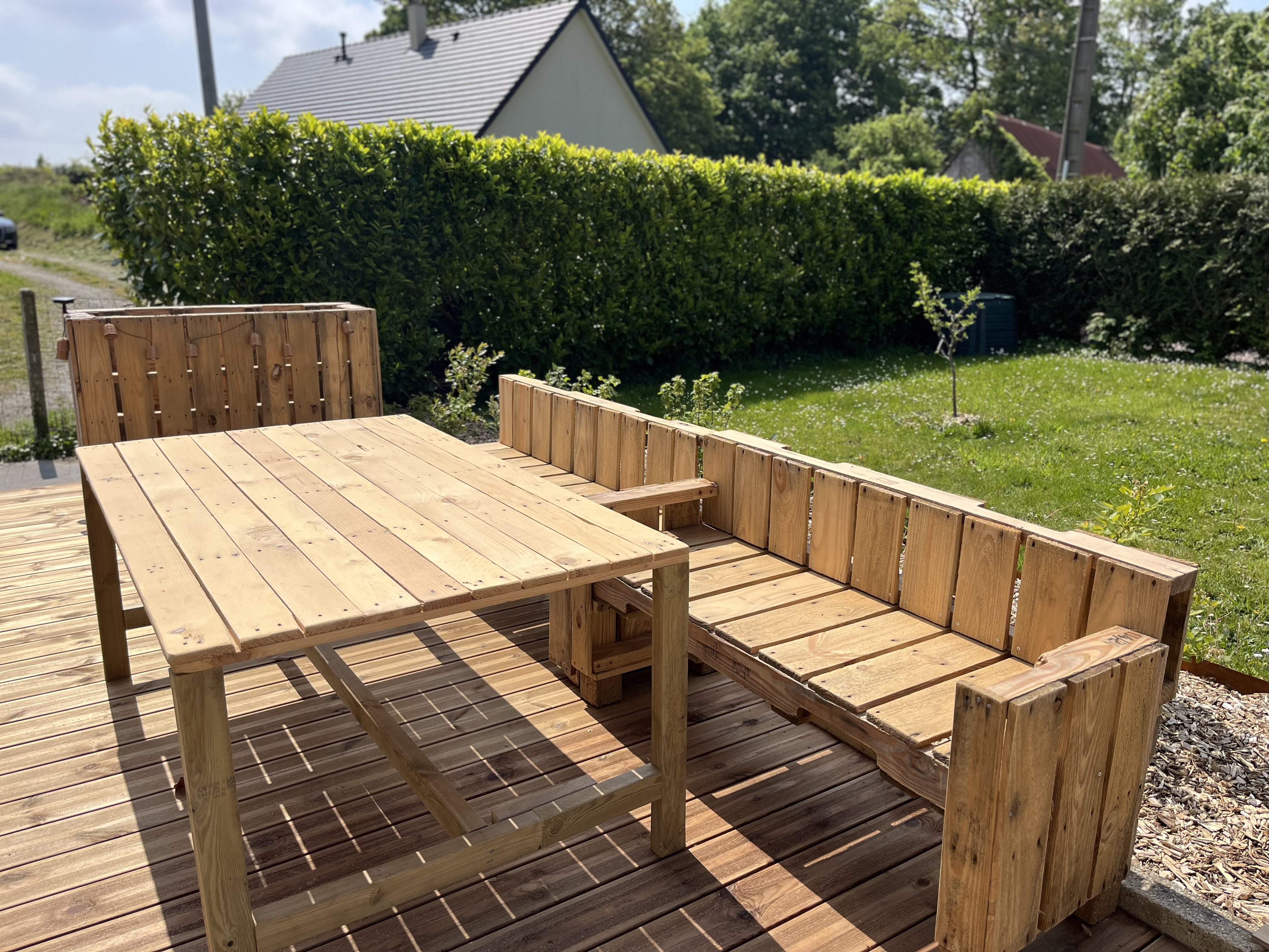 Mobilier de jardin en bois de palette