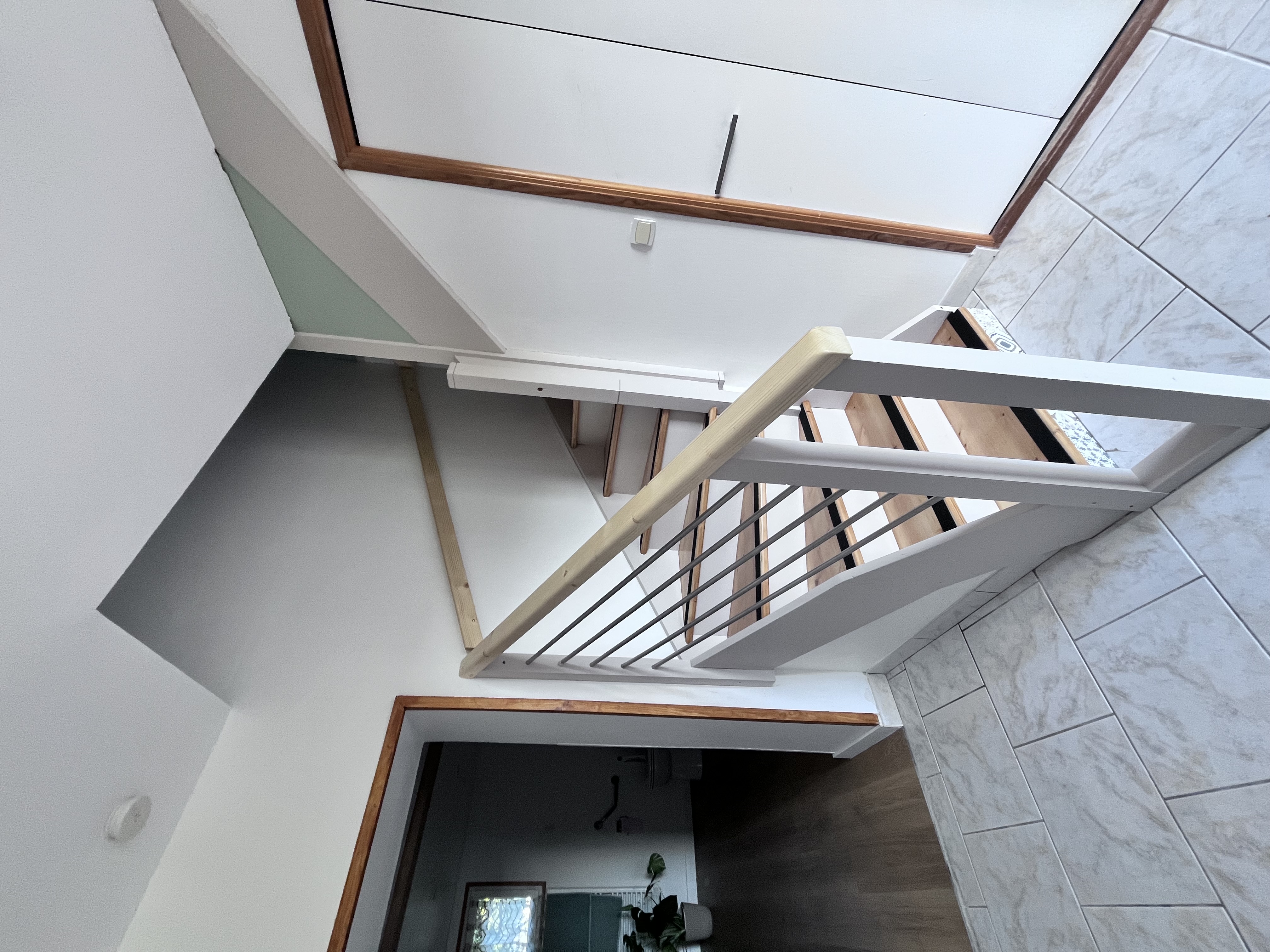 Escalier avec main courante