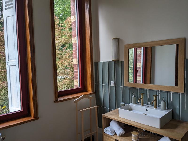 PXL-20230926-145922021 800x600