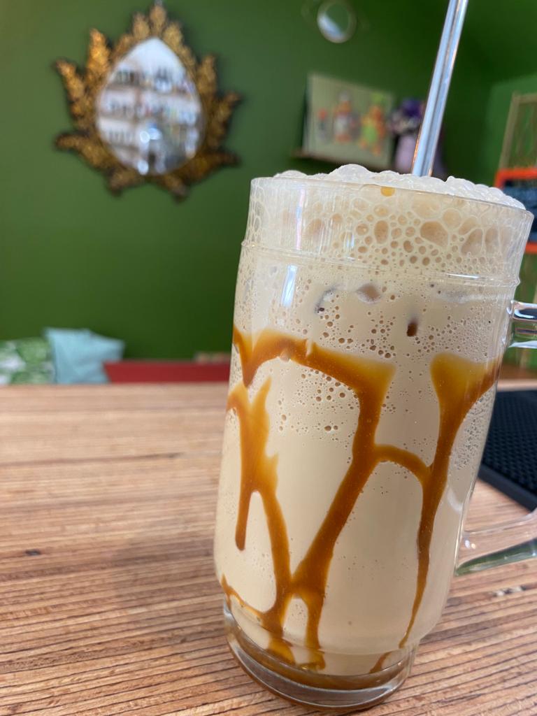 Salon de T - ©Calice et Mandibule (3)