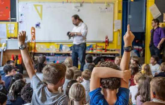 Conférence : Des nains sur les épaules des géants