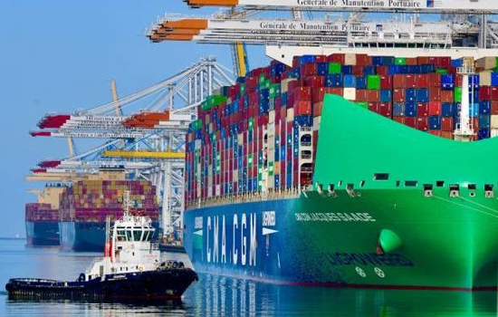 Port 2000 par la terre