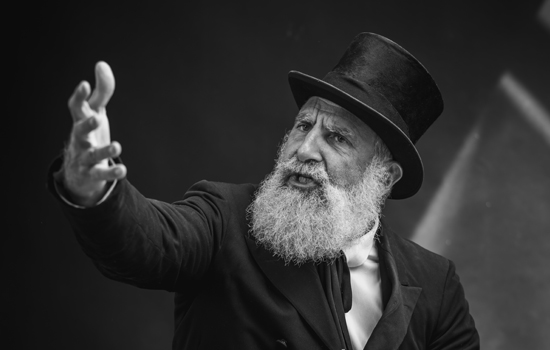 Théâtre : Victor Hugo, un géant dans un siècle