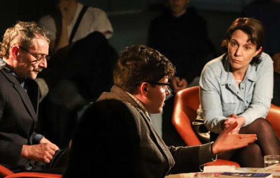 Théâtre : La lente et difficile agonie du crapaud buffle sur le so