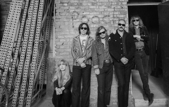 Concert : The Mystery Lights + Jessica93 + Forever Pavot