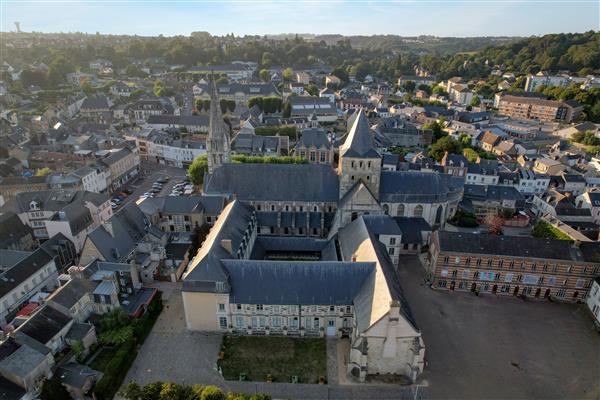 Vue aérienne - crédits TMA images
