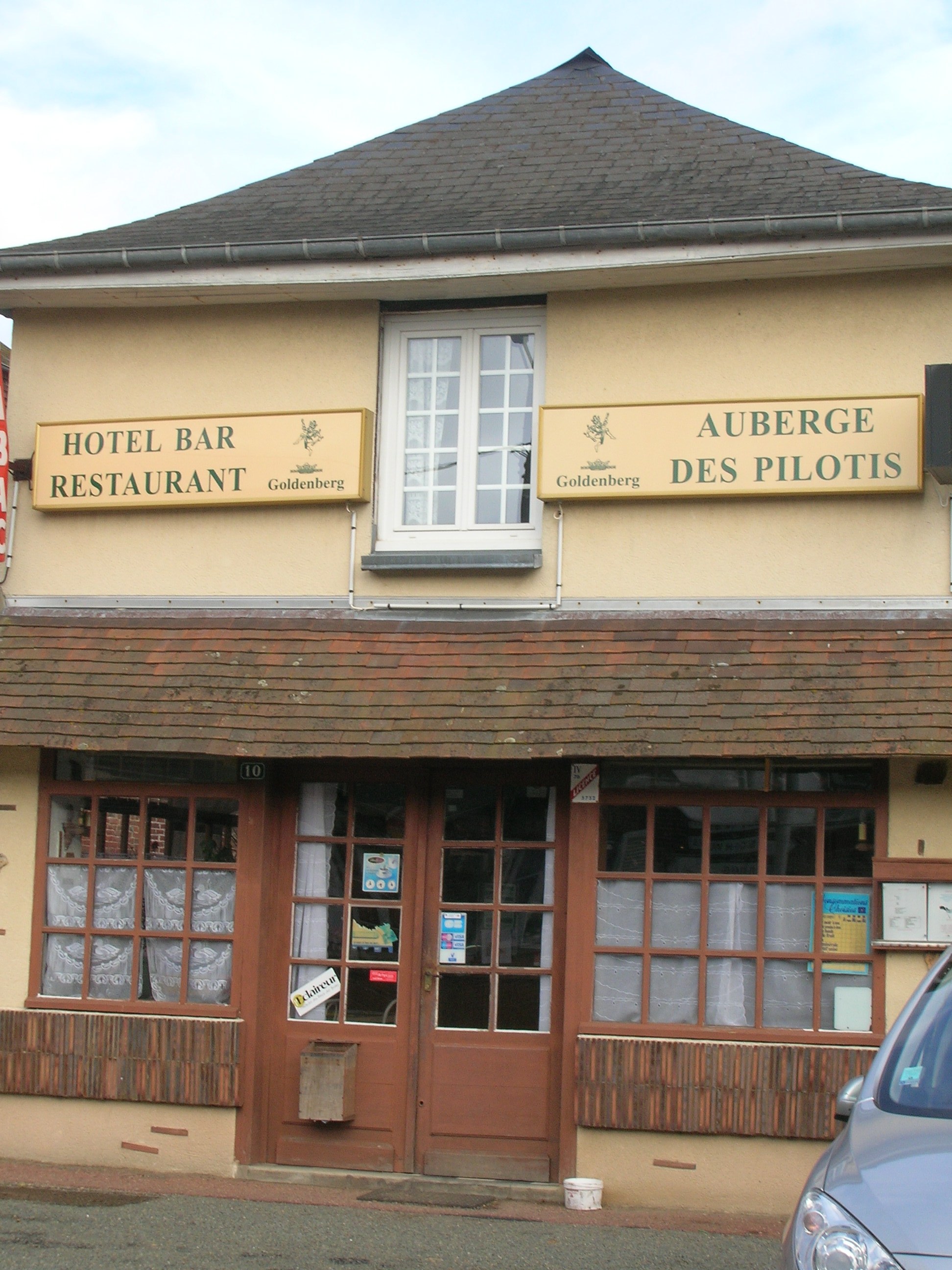 Auberge pilotis