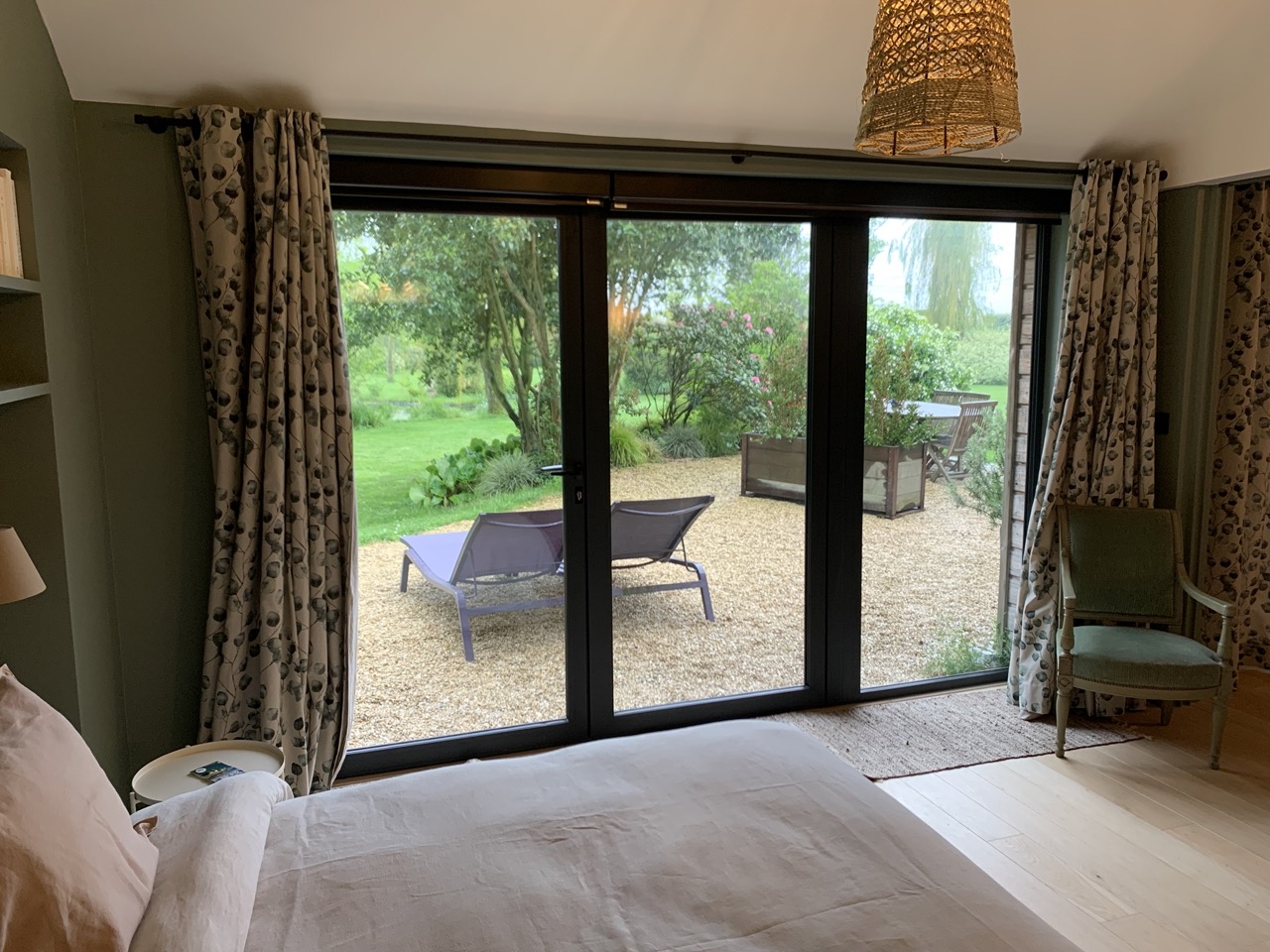 chambre-terrasse-jardin